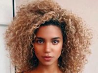 Five curly hairstyles for busy women
